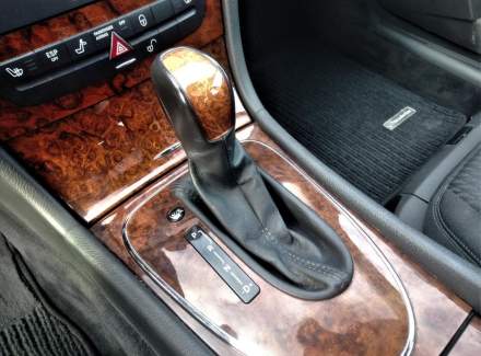 Mercedes-Benz - E-class