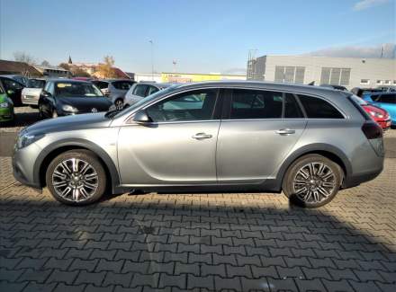 Opel - Insignia