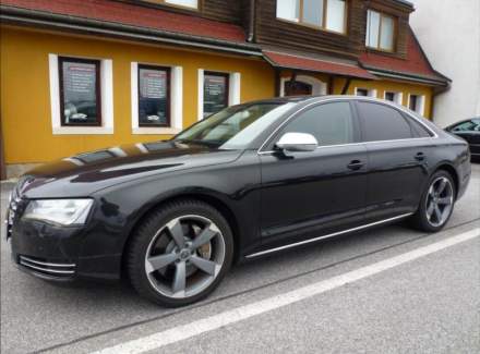 Audi - A8