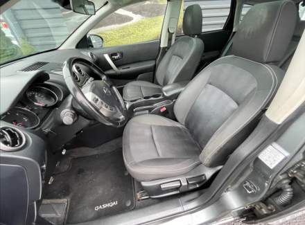 Nissan - Qashqai