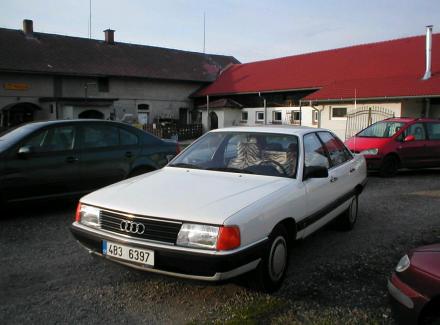 Audi - 100