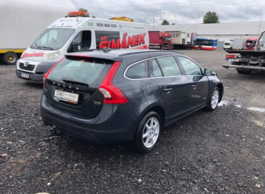 Volvo - V60